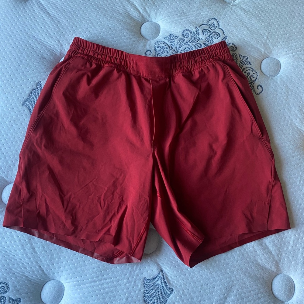 Men’s Lululemon red swim trunks